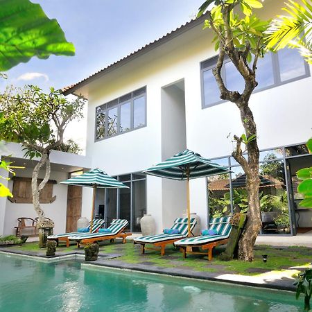 Room & Vespa 1 Seminyak Dış mekan fotoğraf